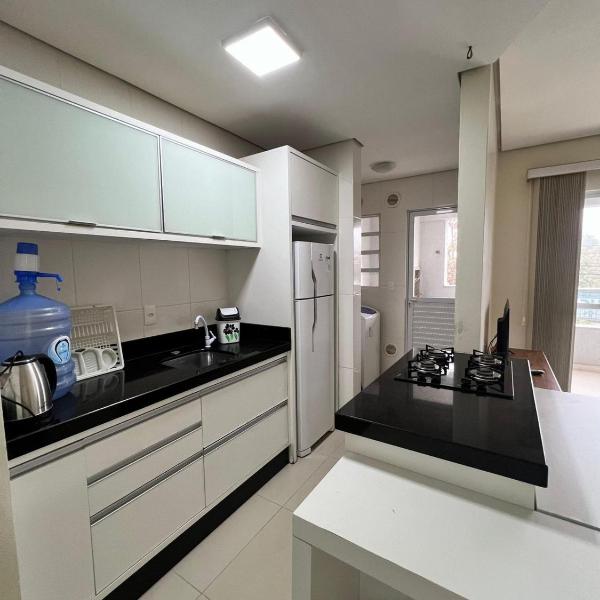 Residencial Praia do Sol | BOMBAS | 130m da praia - Foto 4