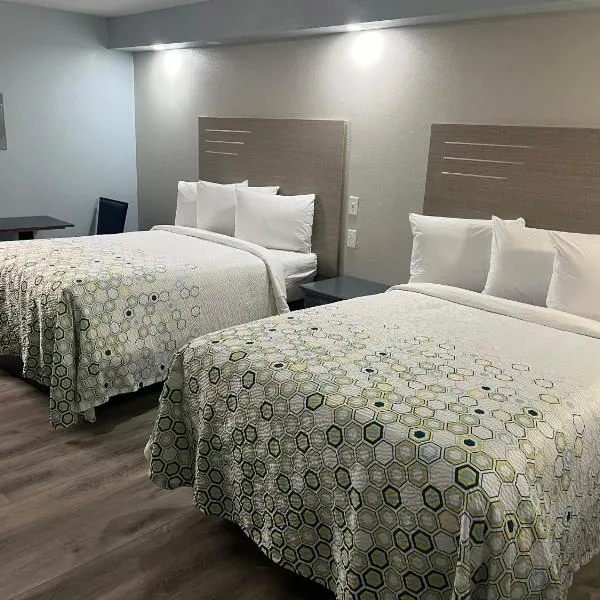 HomeTowne Studios by Red Roof Athens, TN, hotel in Athens