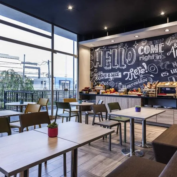 ibis Chia, hotel di Chía