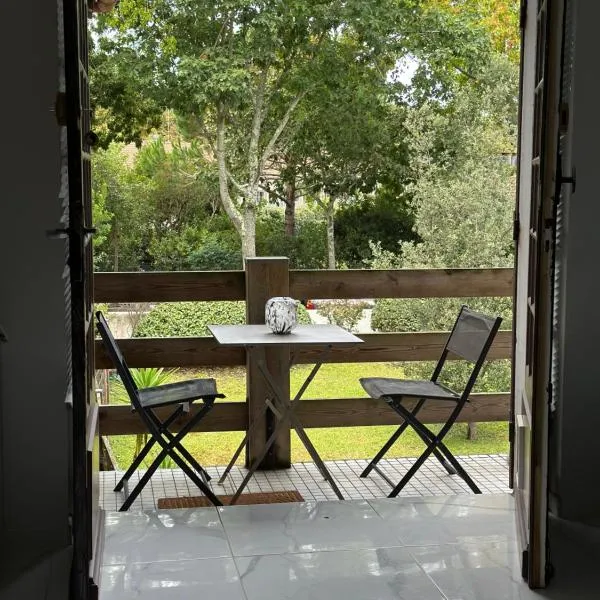 La vie a Arcachon, hotel em Arcachon