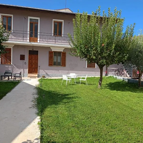 Alla Fonte, hotel in Massa dʼAlbe