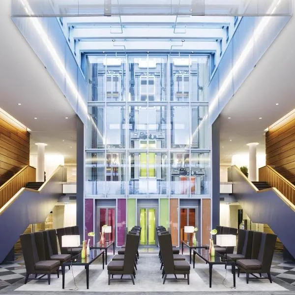 MÖVENPICK Hotel Stuttgart Airport, khách sạn ở Leinfelden-Echterdingen