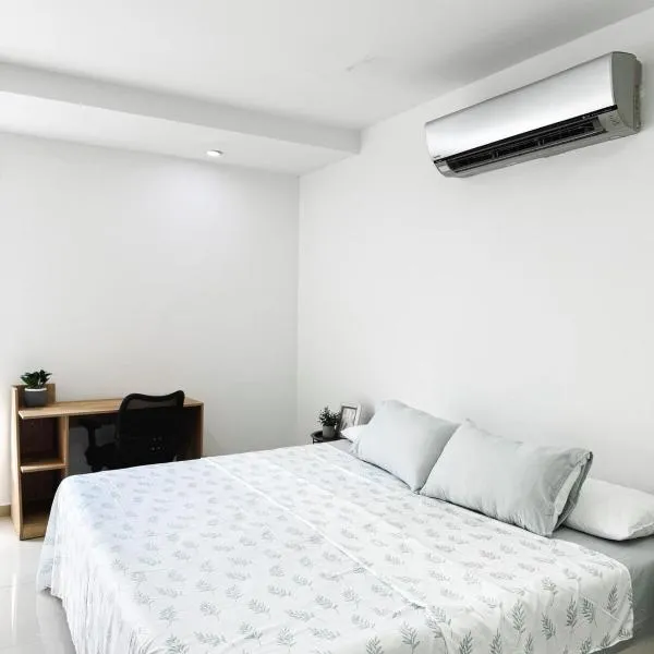 Modern Studio Apartment in downtown Yopal, hotel em Yopal