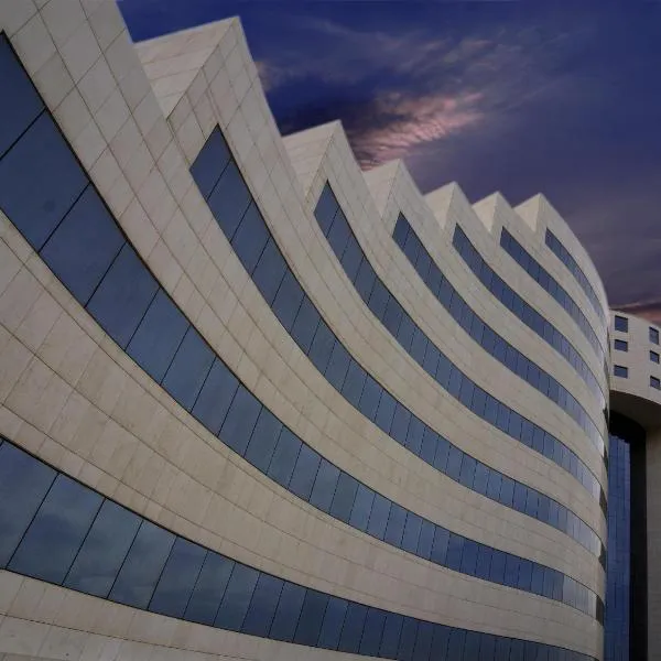 Movenpick Hotel Qassim, hotel in Buraydah