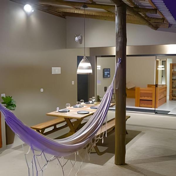 Casa com piscina, 4 minutos do mar, pet friendly! - Foto 5