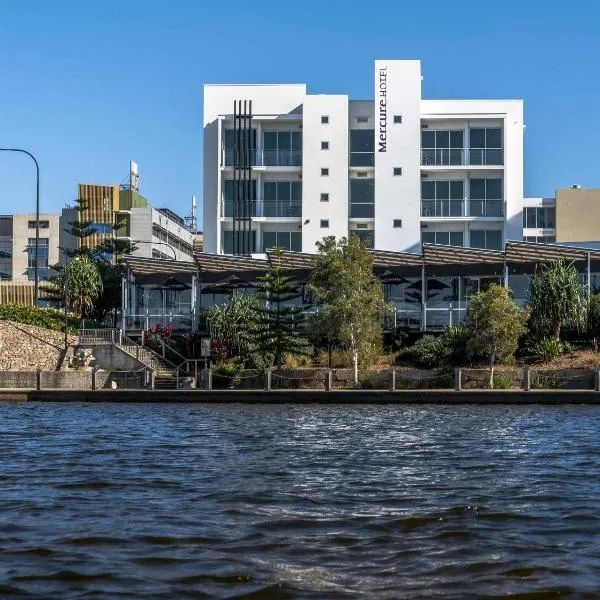 Mercure Sunshine Coast Kawana Waters, hotel in Kawana Waters