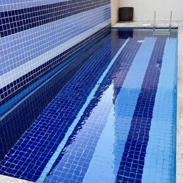 Studio com piscina e ar - 15 minutos do Galeão