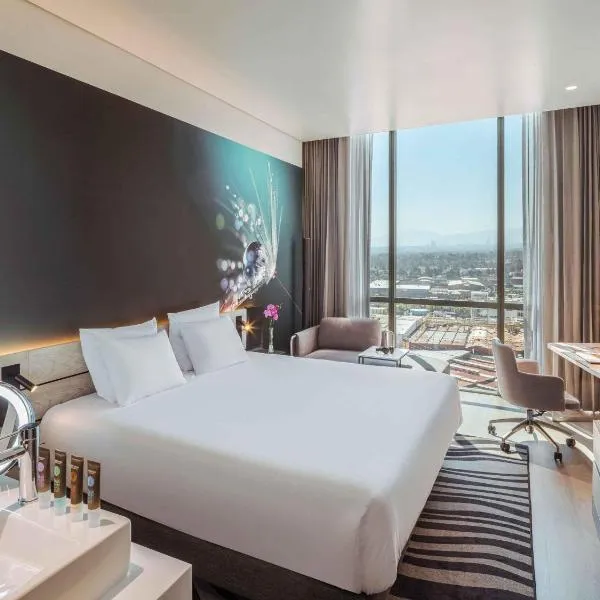 Novotel Mexico City Toreo, hotel in Mexico City