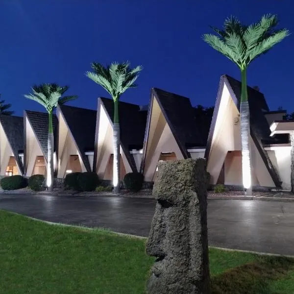 Tiki Resort - Lake George, hotel in Lake George