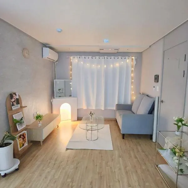Arti stay #1 bongcheon sillim Station – hotel w Seulu