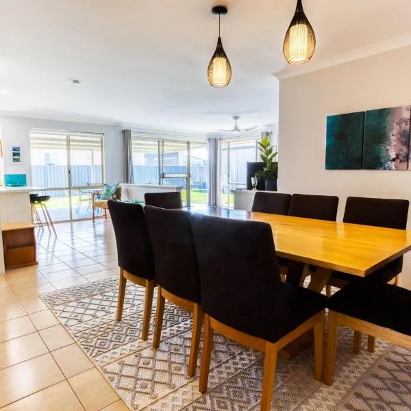 Geographe에 위치한 호텔 Marine Holiday Home - Geographe