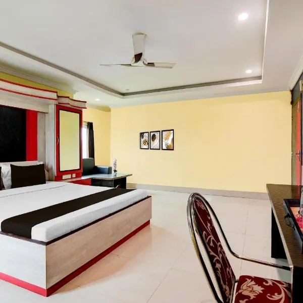 Super Collection O Tamando Jagannath Temple Formerly Hotel Blue Royal, hotel in Jānla