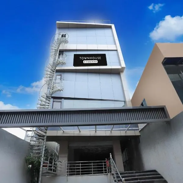 Super Townhouse Rauniyar City Centre Ratu Road, khách sạn ở Rānchī