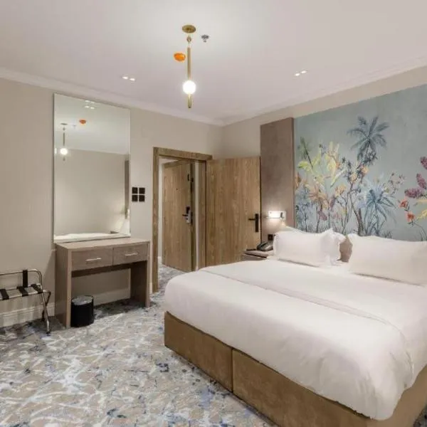فندق فاتوران, hotel v destinaci Quai