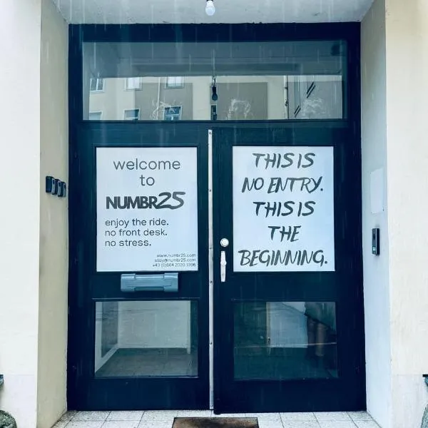 NUMBR25 - self service & low budget Hotel, hotel in Graz
