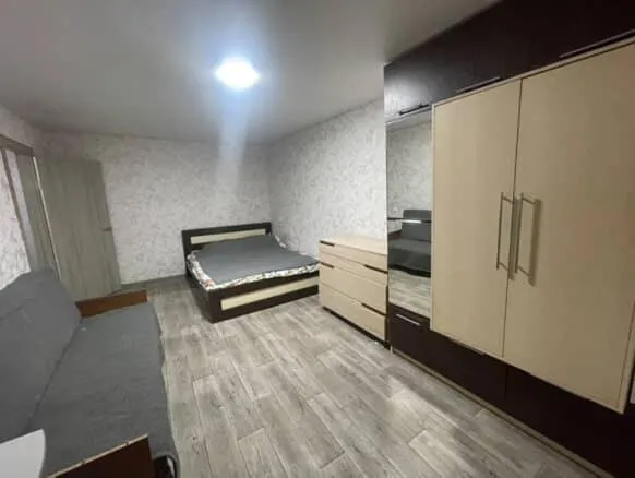 Квартира в изюме, hotel v destinaci Izjum