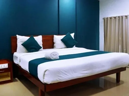 Hotel Shri Shridhar Luxury Guest House, hotel di Ujjain