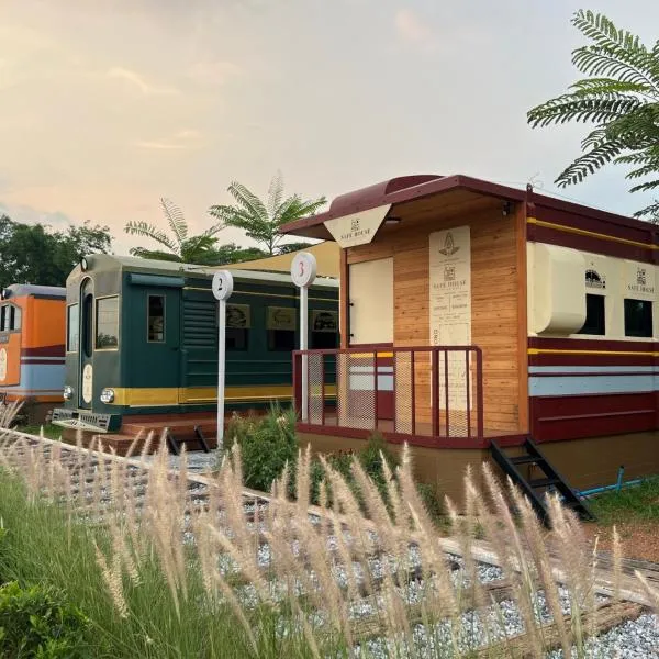 Ban Laem Phai में, होटल SafeHouse resort เซฟเฮ้าท์รีสอร์ท