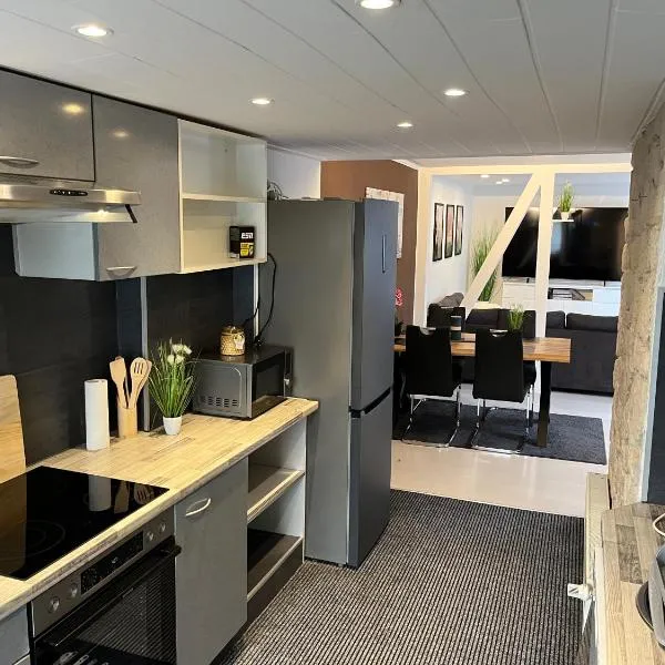Best Preis Ferienhaus max 4 Personen Wittenberge Modernes Ambiente voll ausgestattet mit Netflix und WLAN, hotel in Wittenberge