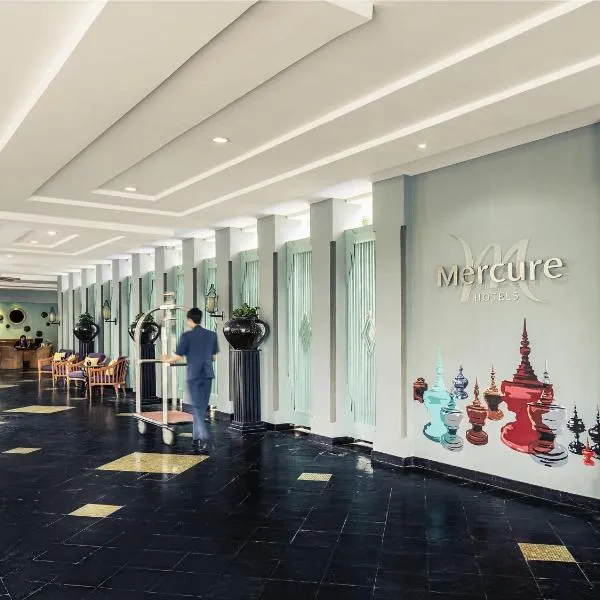 Mercure Yangon Kaba Aye, hotel en Yangón