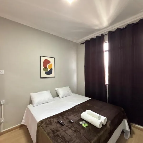Apartamento Belo Horizonte 2 quartos Ed Maleta, Mercado Central, Feira Hippie, Praça da Liberdade e Parque Municipal, hotel v destinaci Belo Horizonte