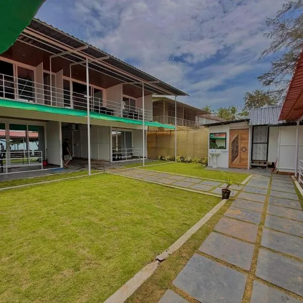 Omkar Beach Bungalow, khách sạn ở Agonda
