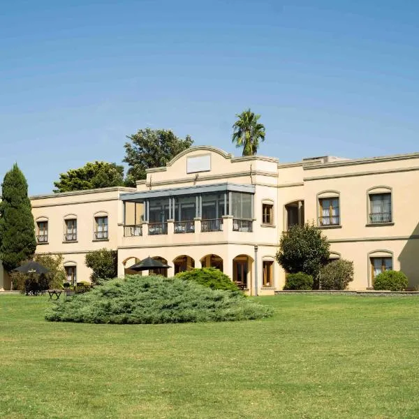 Wyndham Garden Luján, hotel in Luján