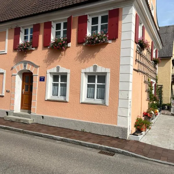 Anna9 - Ihr Zuhause auf Zeit nähe Legoland, Parken, Netflix, Boxspringbett, Küche, hotel in Ichenhausen
