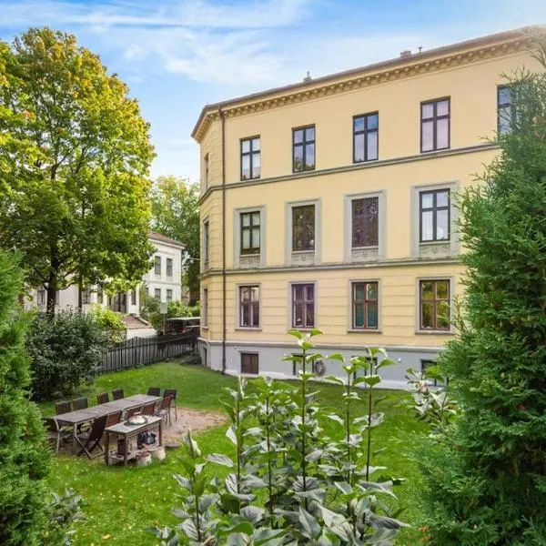 Just steps behind the Royal Palace, hotel in Oslo