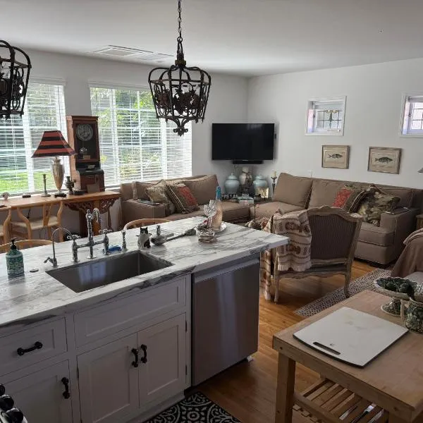 La Jolla Carriage House