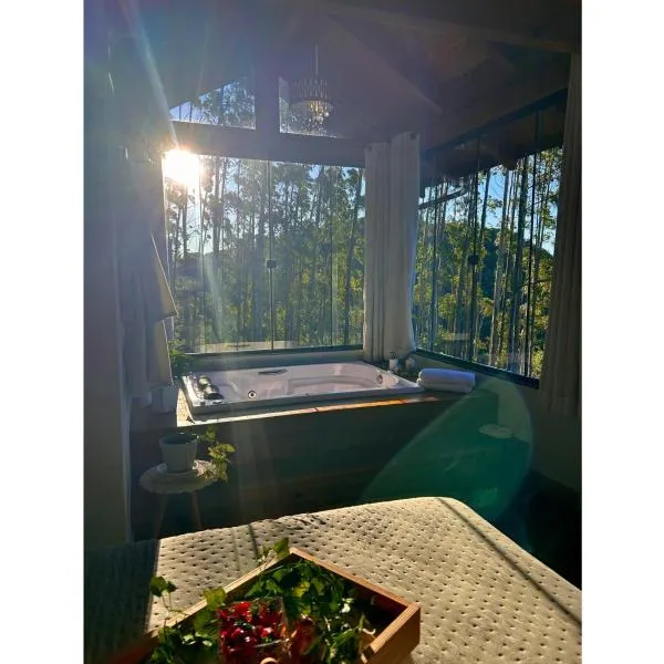Chalé Sossego da Montanha - Rancho Queimado, hotel in Rancho Queimado
