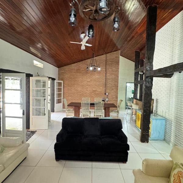 Casa espaçosa 80 metros da praia