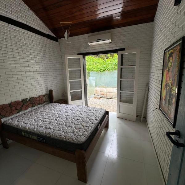 Casa espaçosa 80 metros da praia - Foto 2