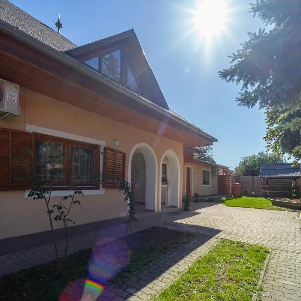 Varga Apartman Balatonberény, Hotel in Balatonberény