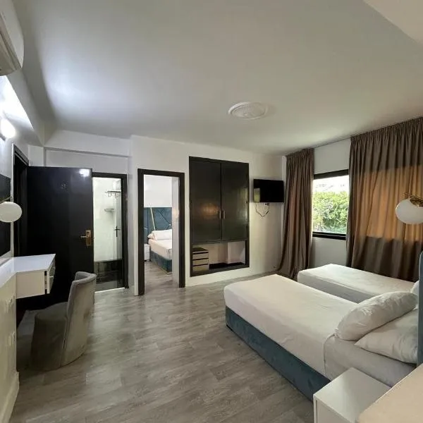 Crystal hotel, hotel in Tangier
