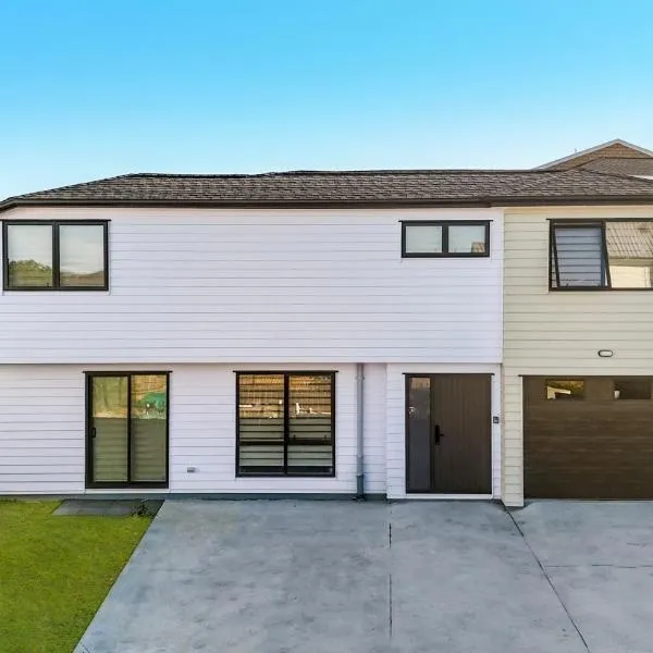 Elegant & Peaceful in Auckland Vicinity, hotel in Auckland