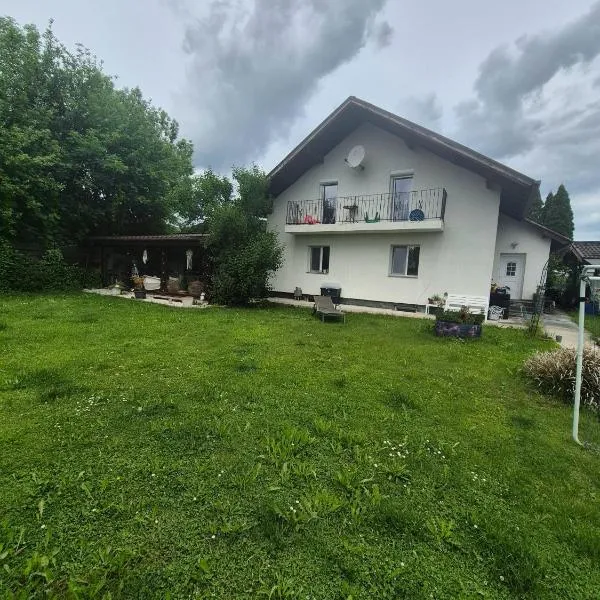 Georgi，位于弗赖拉辛的酒店