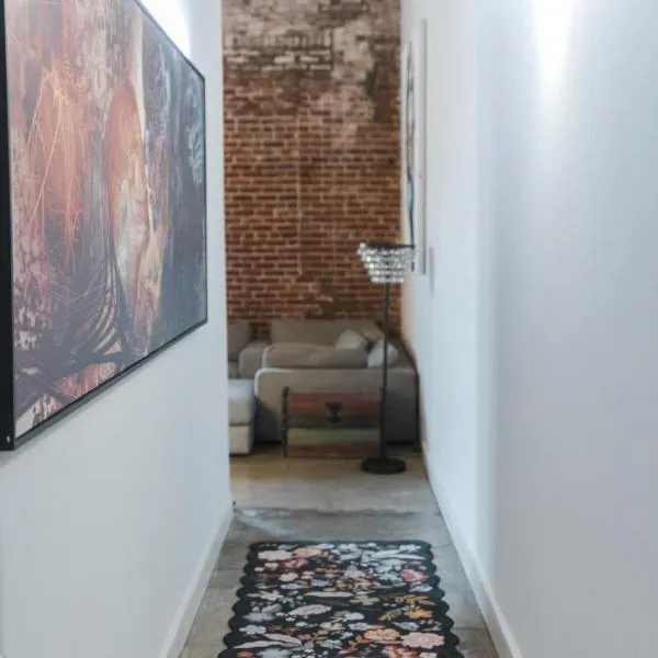 1400 square foot Arts District Warehouse Loft 1 bedroom 1 bathroom