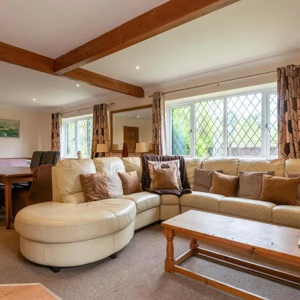 Riverside Cottage-Uk41439, ξενοδοχείο σε Brandon