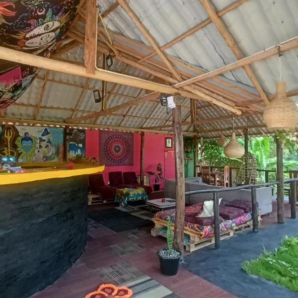 Freedom camp & cafe ella, hôtel à Ella
