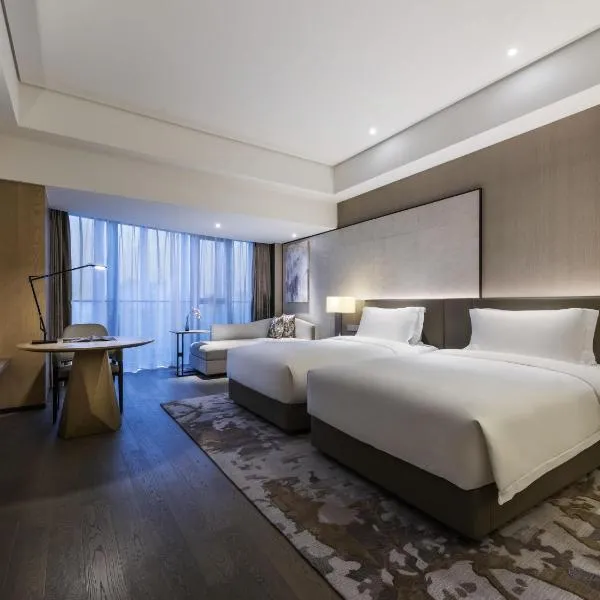 Grand Mercure Shanghai Lingang, hotel di Shanghai