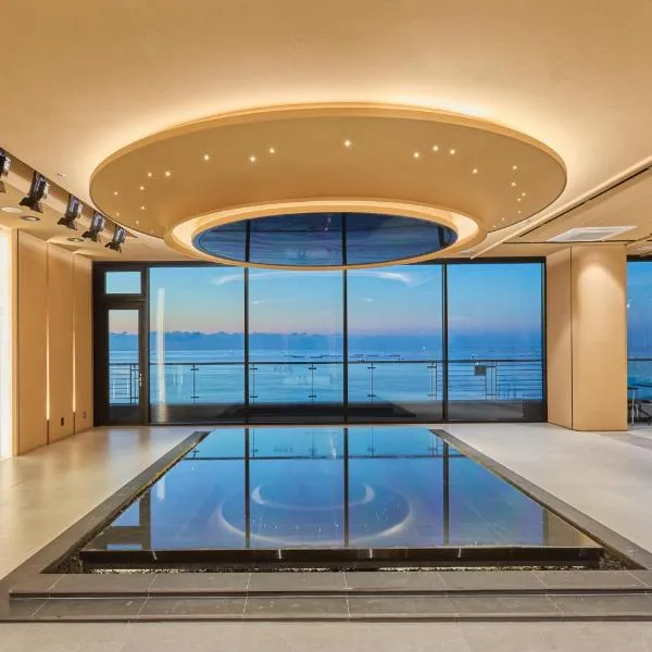 Ramada by Wyndham Gangwon Sokcho, hotel en Sokcho