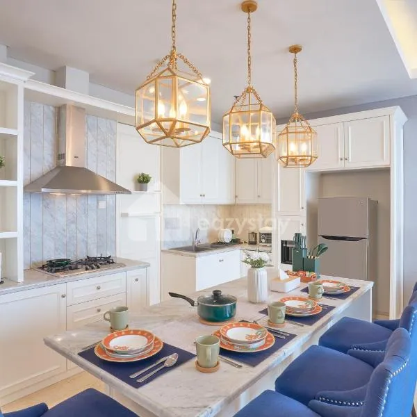 Maison Verte - 3 BR Forest View - Dago Suites, hotel u gradu Bandung