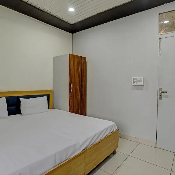 Super Hotel O Krishna Guest House & PG, hotel in Ludhiana