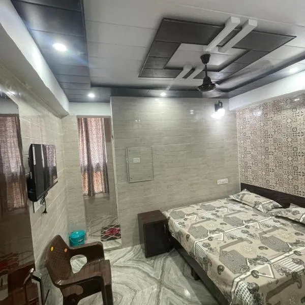 Hotel Grey Inn, מלון בג'אמו