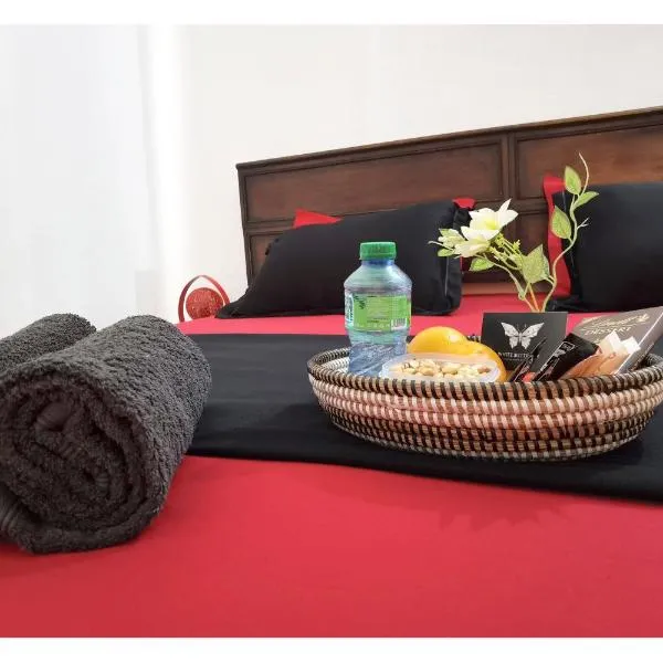 La MAISON BLANCHE - Ch2A - CENTRAL - CALME - WIFI - White Butterfly Hotels, hotel in Dakar