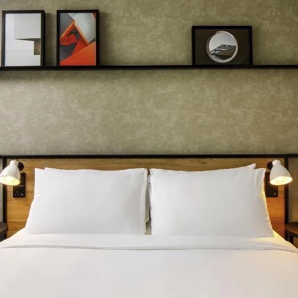 Serrana Residence, hotel em Nova Serrana