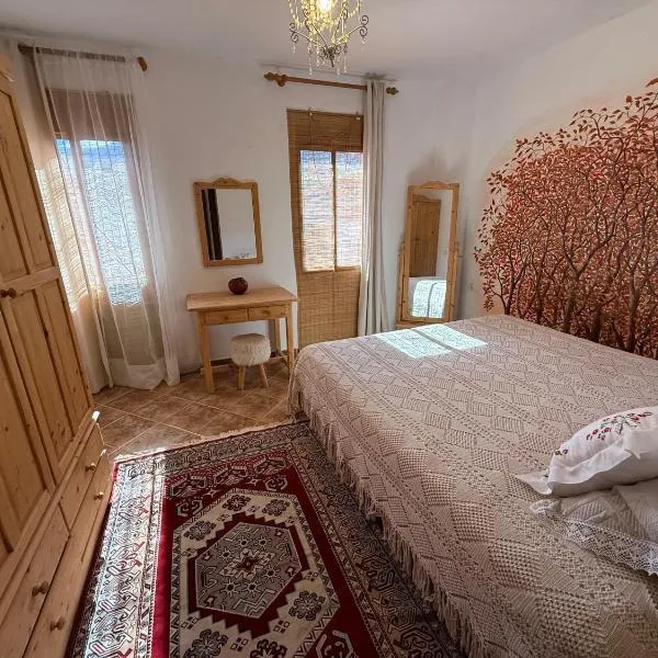 Madre Amada Accommodation Tenerife, hotel in Candelaria