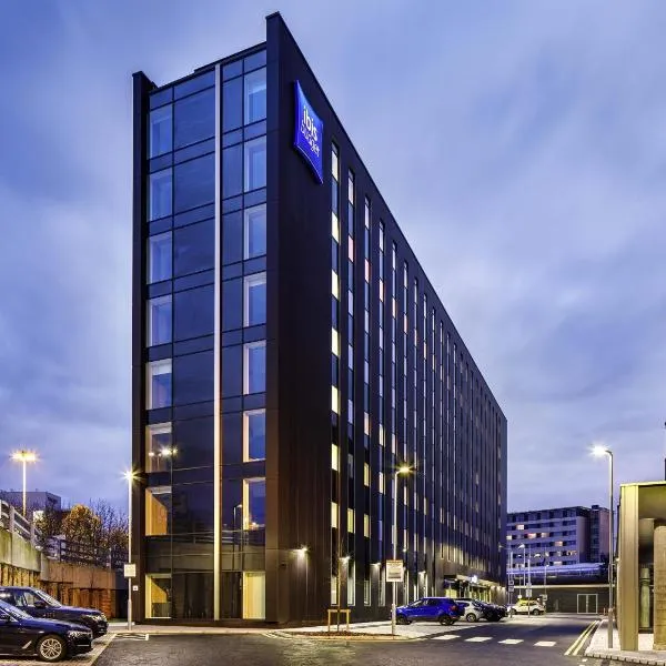 ibis budget Manchester Airport T2, hotel en Hale
