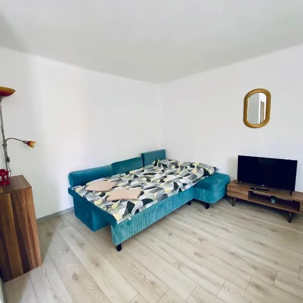 Closca Apartment 2, ξενοδοχείο σε Floresti